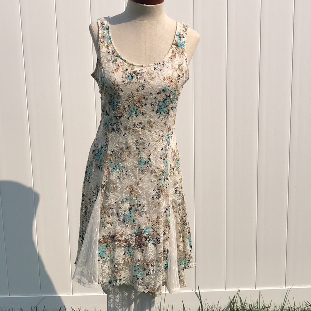 Beautiful floral lace dress from Disney